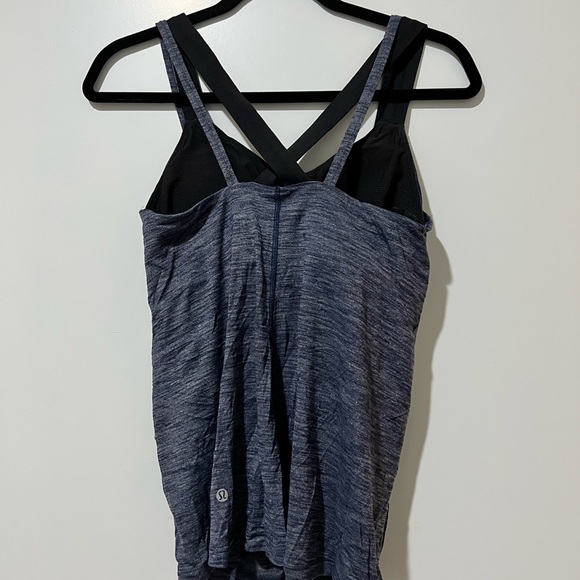 Lululemon lined flowy yoga top (blue, size 6) - Picture 3 of 5